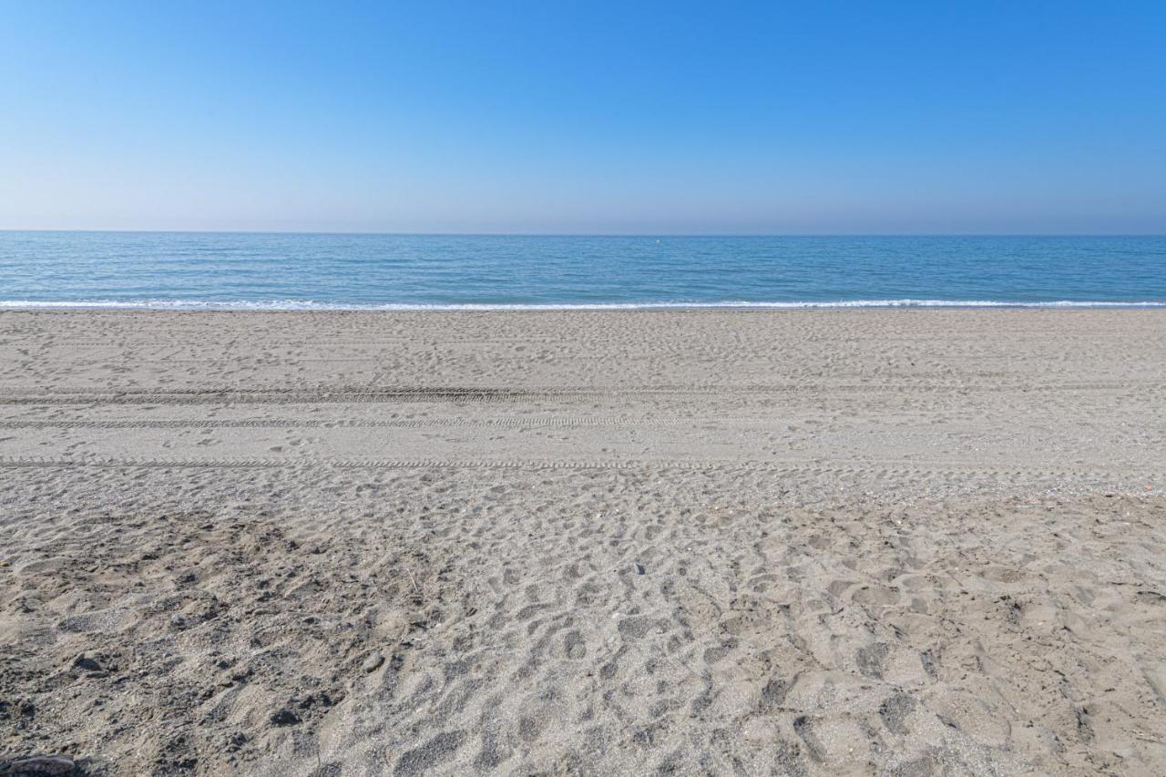 Wintowinrentals Amazing Front Sea View & Relax Torre de Benagalbon Luaran gambar